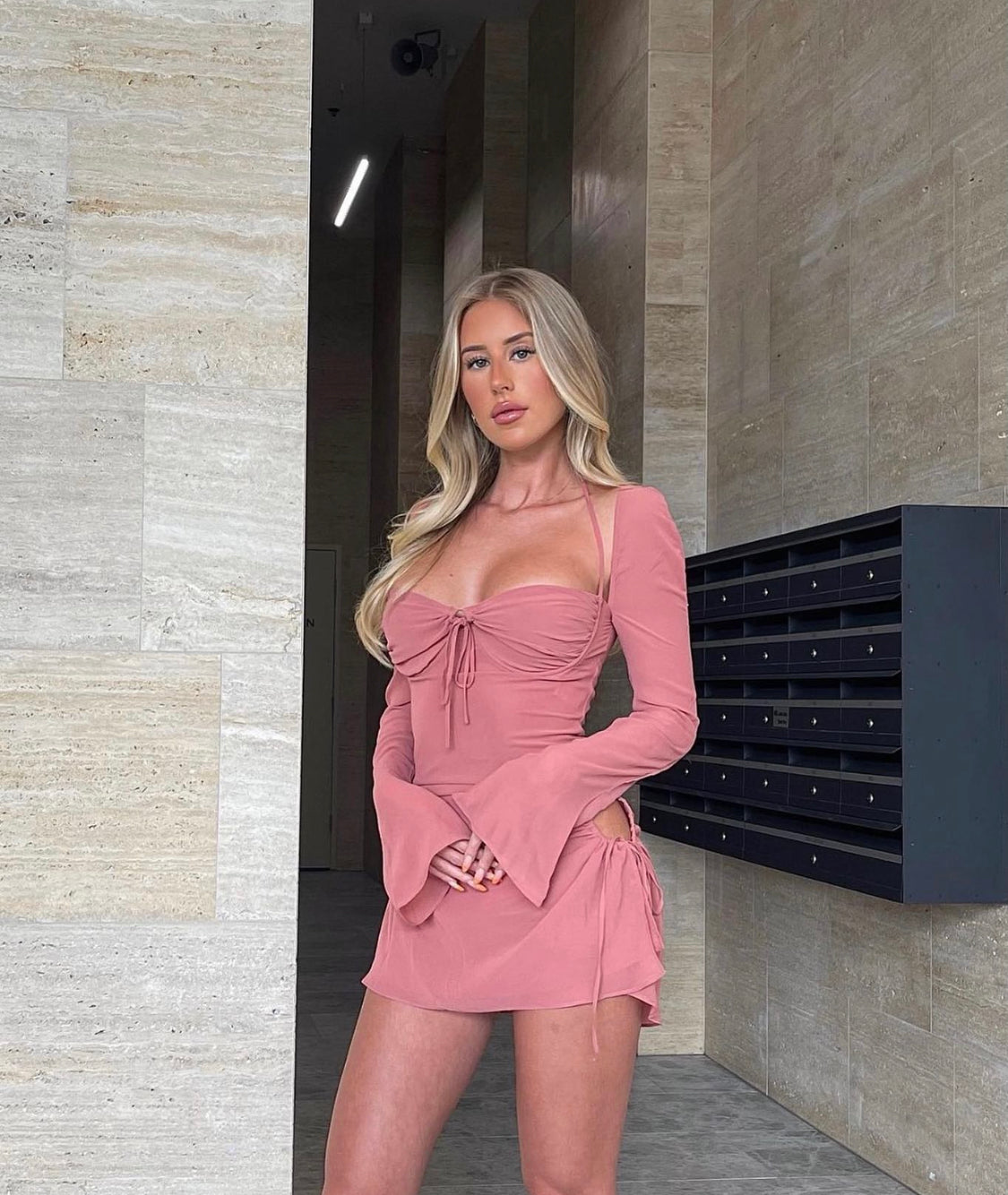 House Of CB Baby Pink – Hire For A Night House Of CB Baby Pink – Hire For A Night