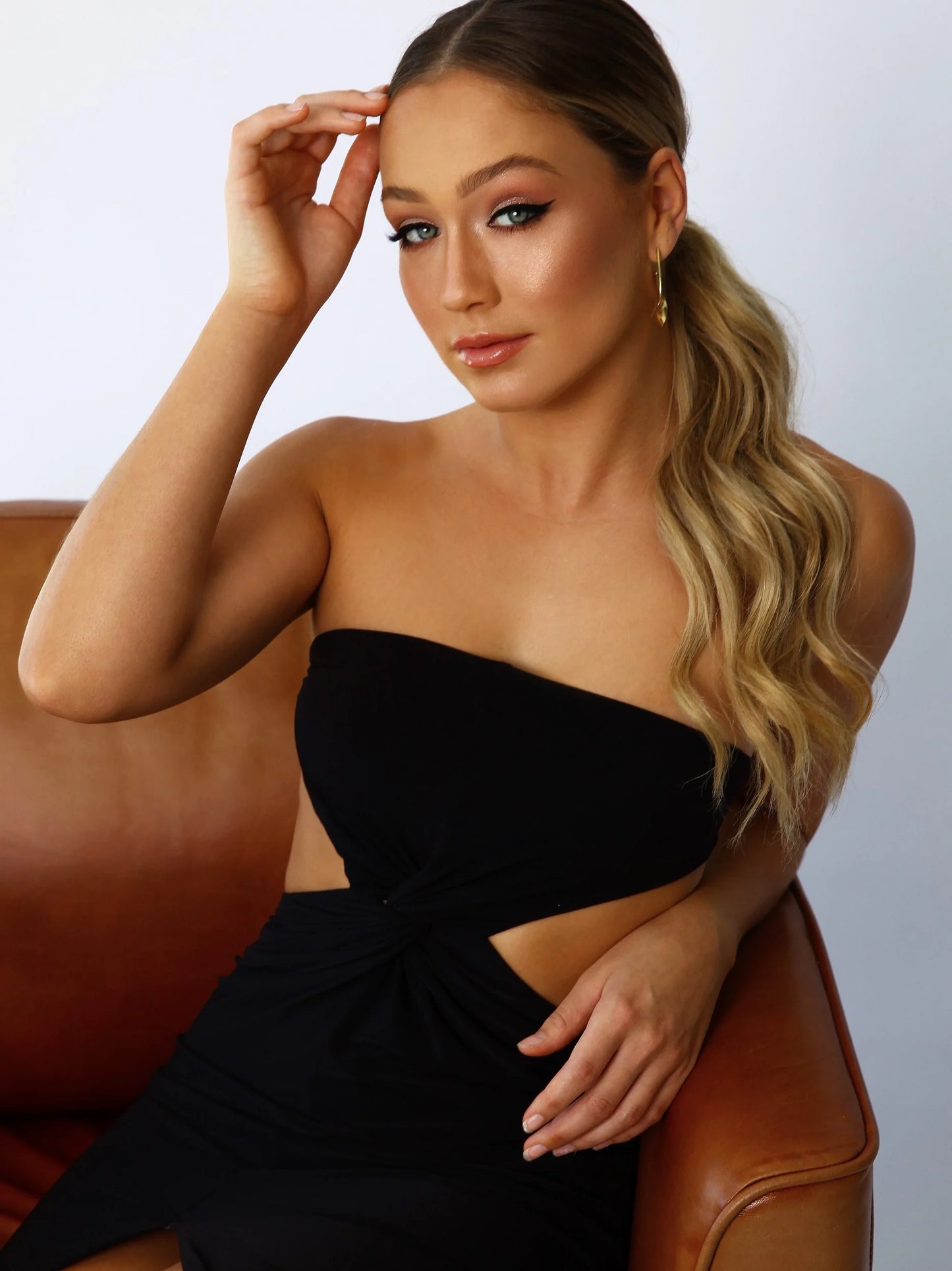 Natalie Rolt Alba Gown Black