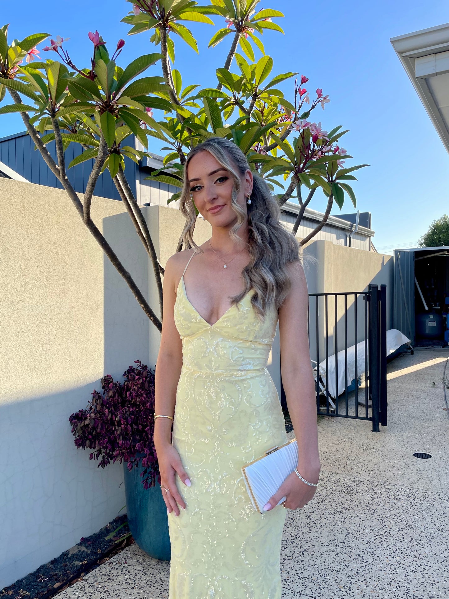 windsor yellow strapless dress Lakelyn Lace-Up Floral Sequin Mesh Formal Please note color shade may vary between styles Yellow Strapless Prom Dresses |