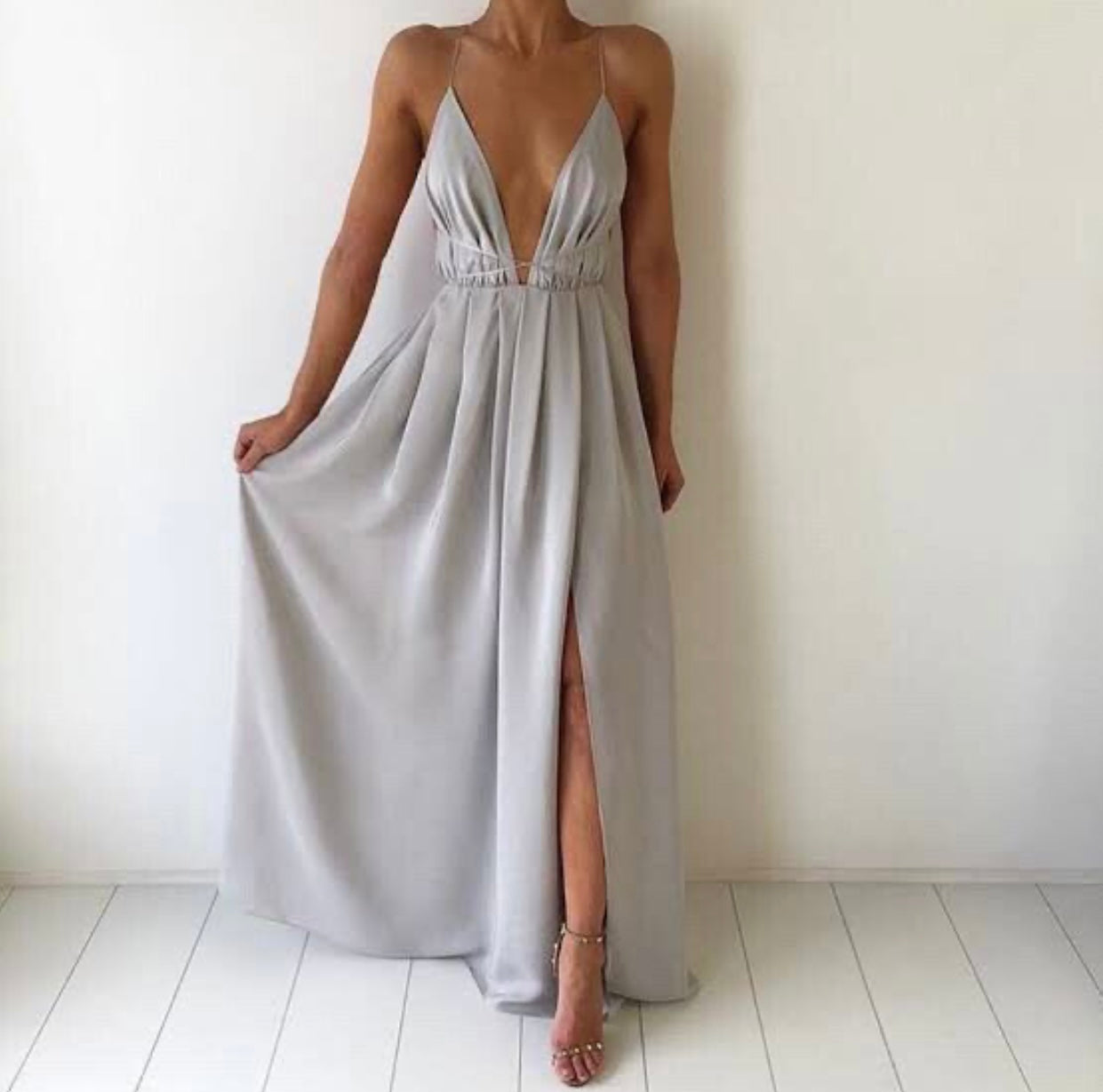 Natalie Rolt Blossom gown grey
