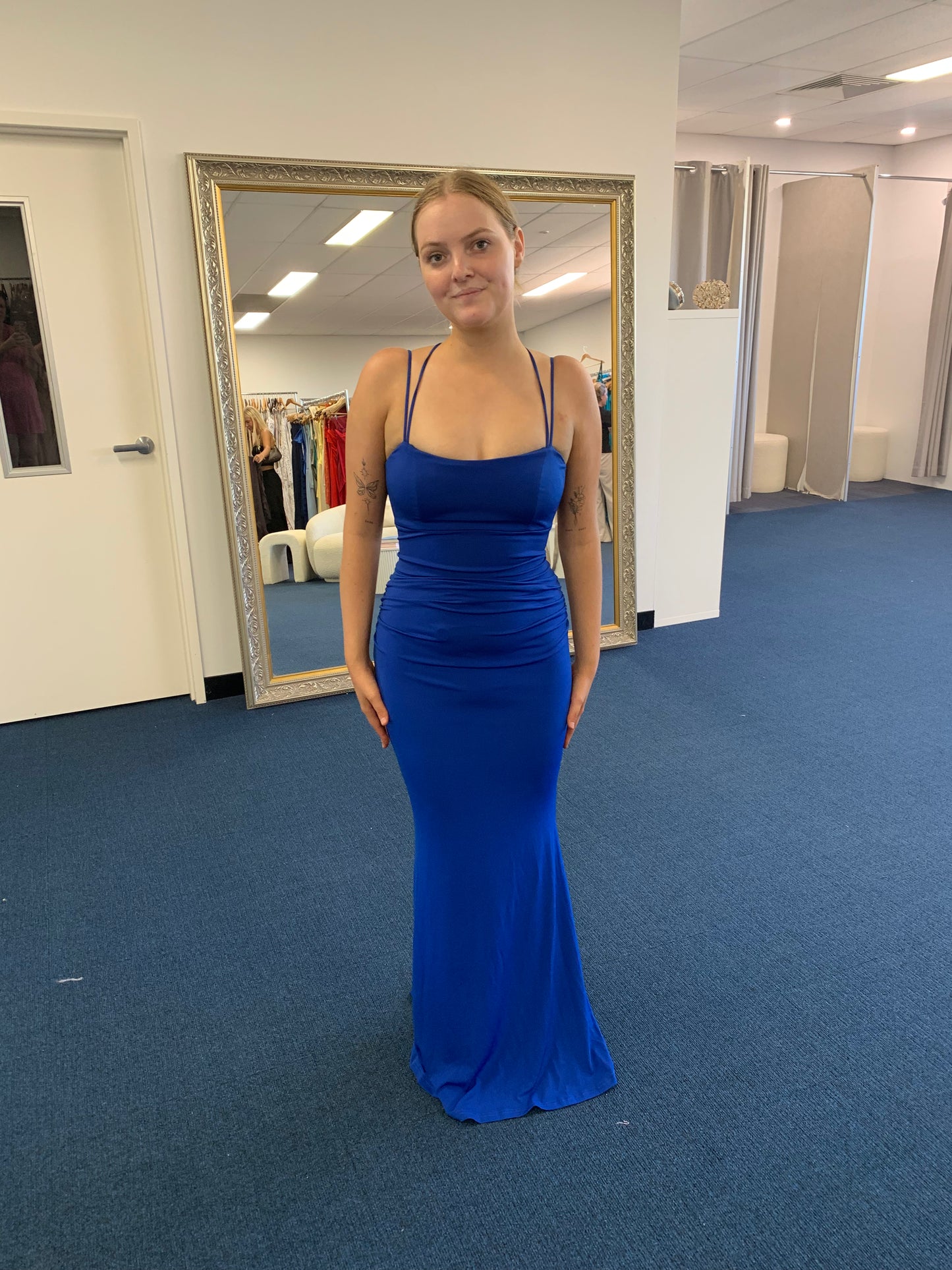 Sheike corset back gown