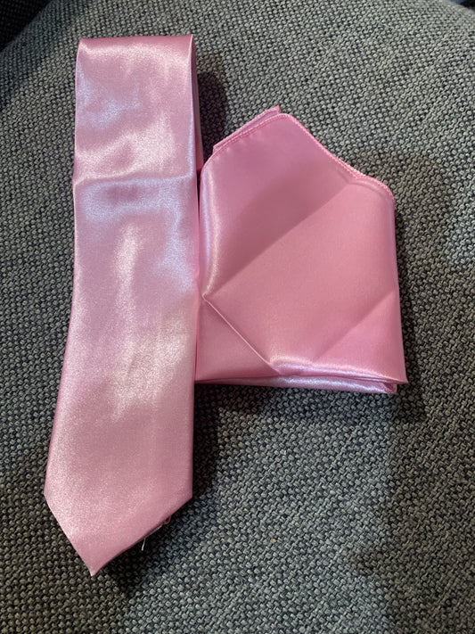 No brand tie and pocket square pink