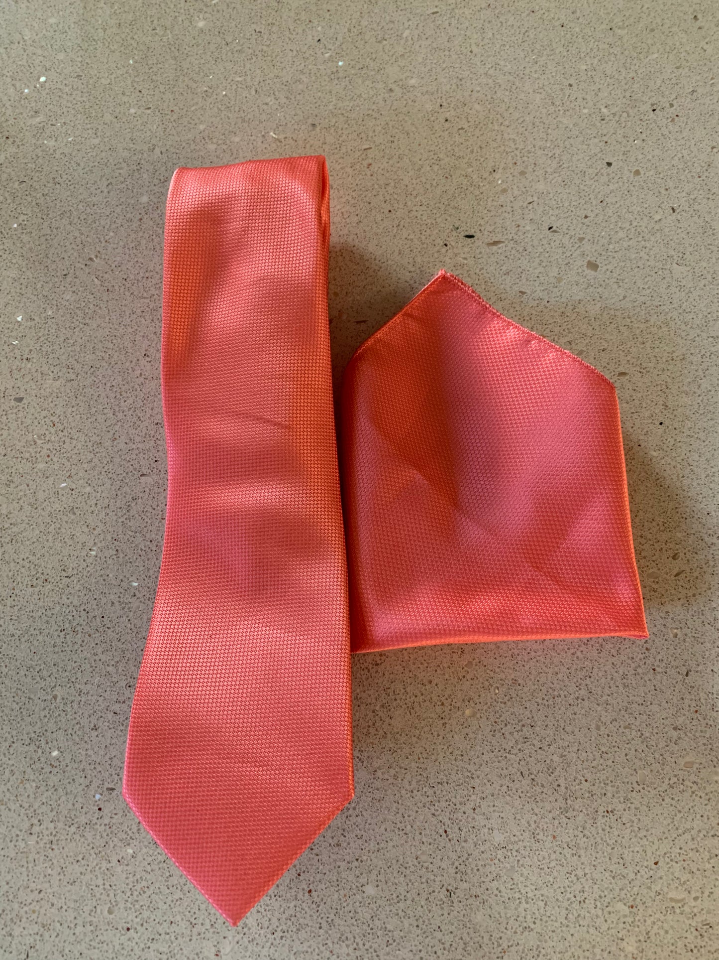 No brand tie and pocket square peach