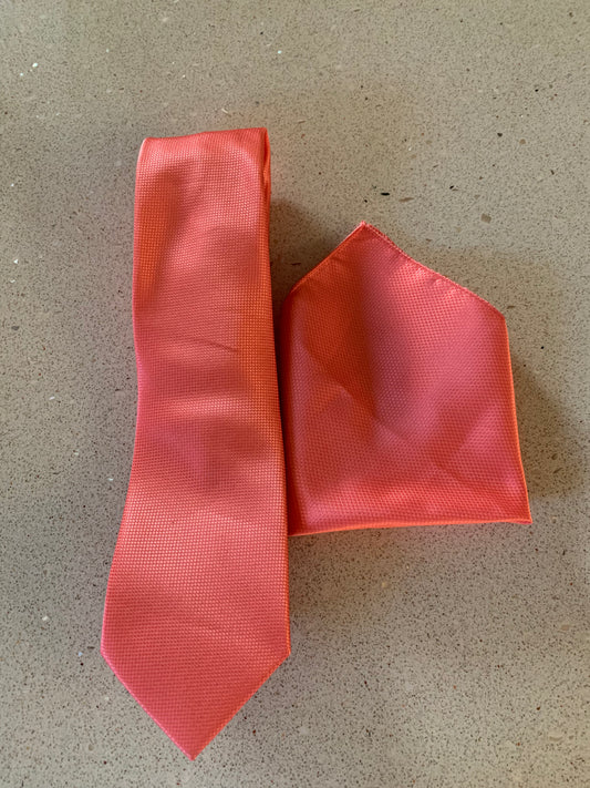 No brand tie and pocket square peach